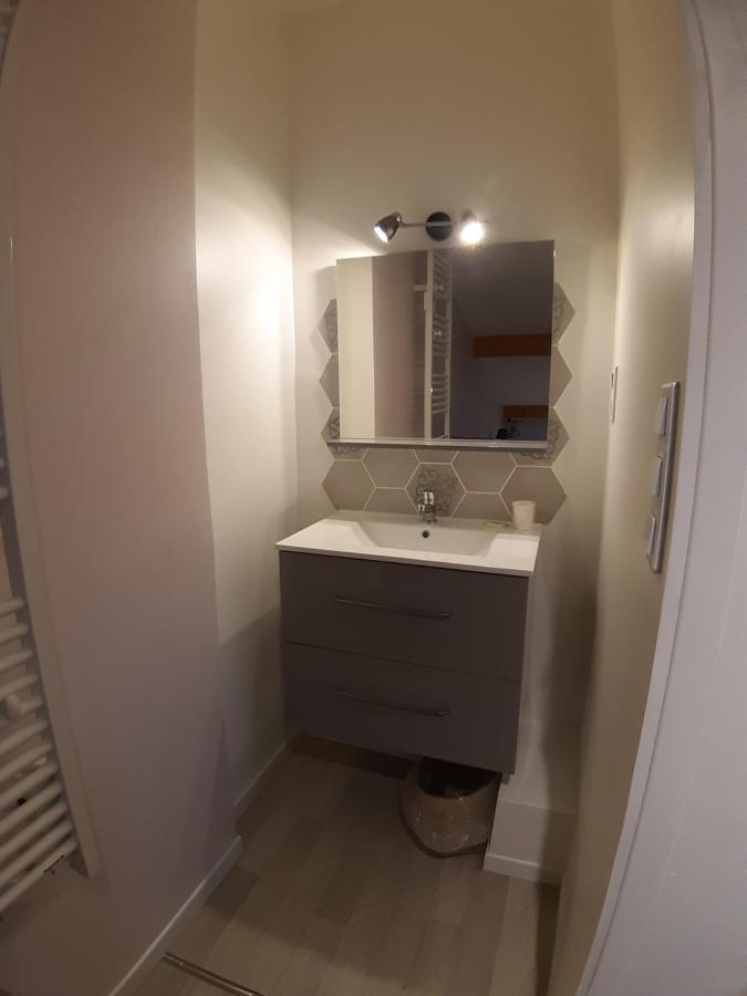 Appartement T2 Au Coeur Du Village Cleon-d'Andran Exterior foto